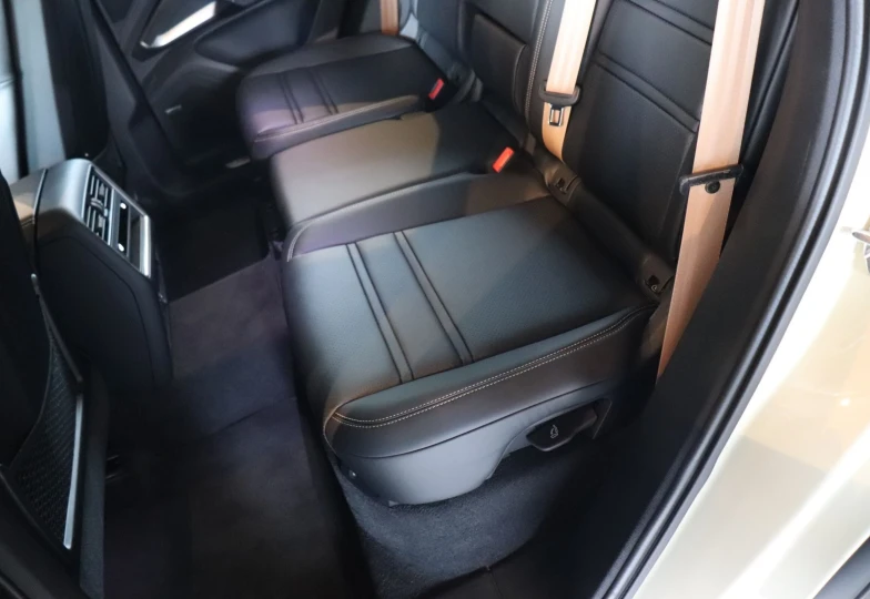 Porsche Cayenne Beige