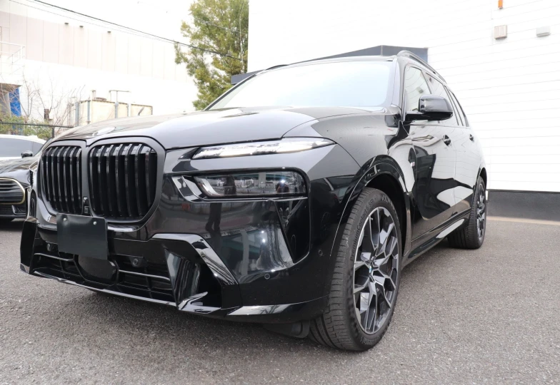 BMW X7 Black