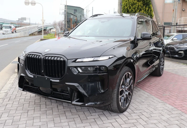 BMW X7 Black