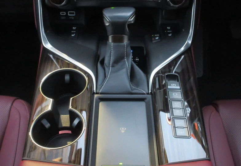 Lexus LX Черный