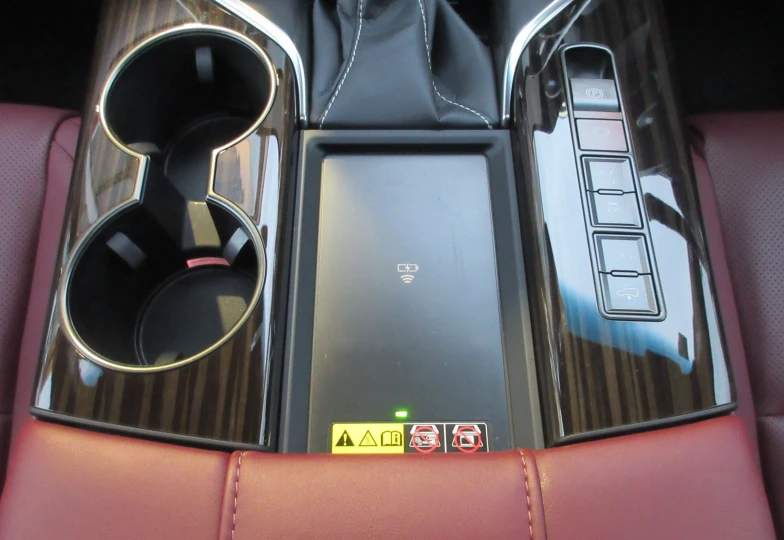 Lexus LX Черный