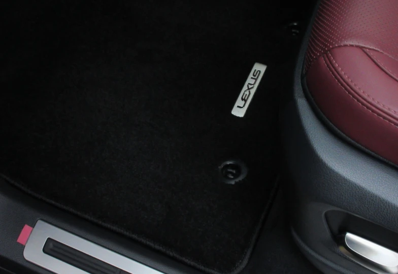 Lexus LX Черный