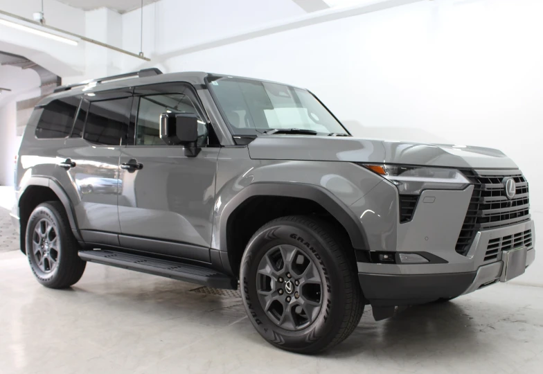 Lexus GX Grey