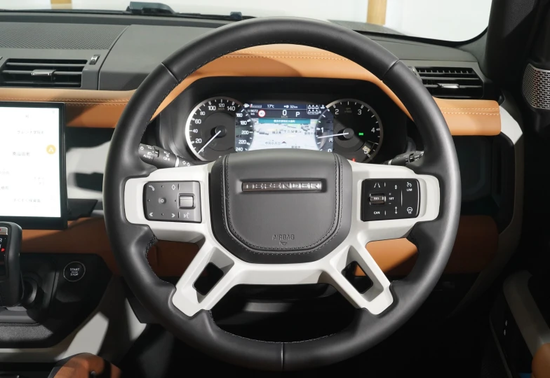 Land Rover Defender Black