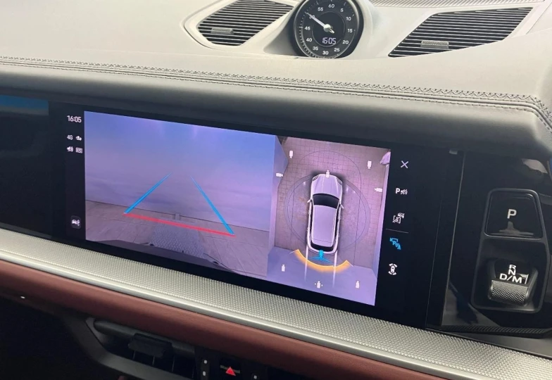 Porsche Cayenne Black