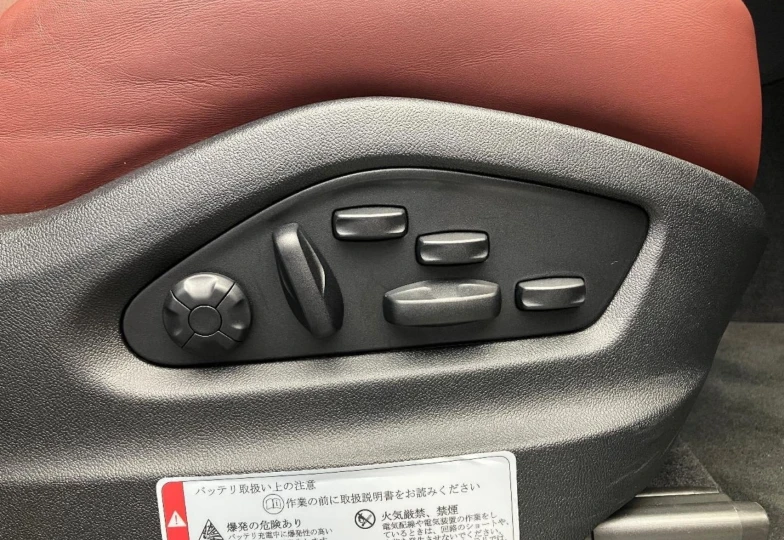 Porsche Cayenne Black