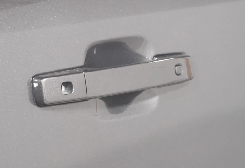 Land Rover Defender Black