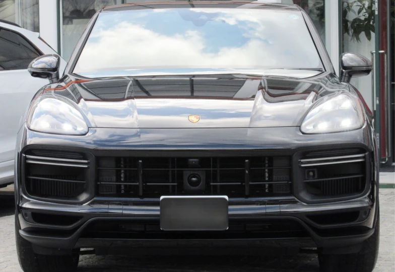 Porsche Cayenne Черный