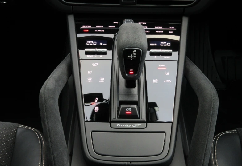 Porsche Cayenne Черный