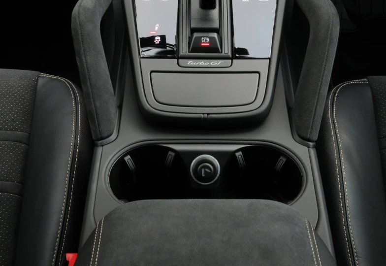 Porsche Cayenne Черный