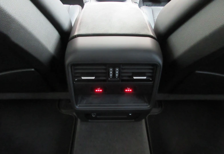 Porsche Cayenne Черный