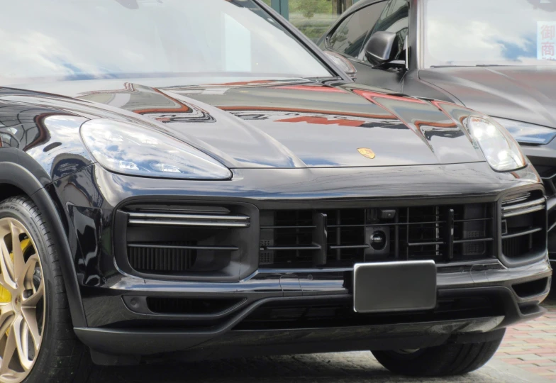 Porsche Cayenne Черный