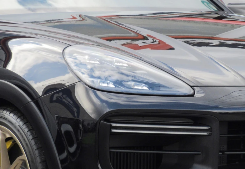 Porsche Cayenne Черный