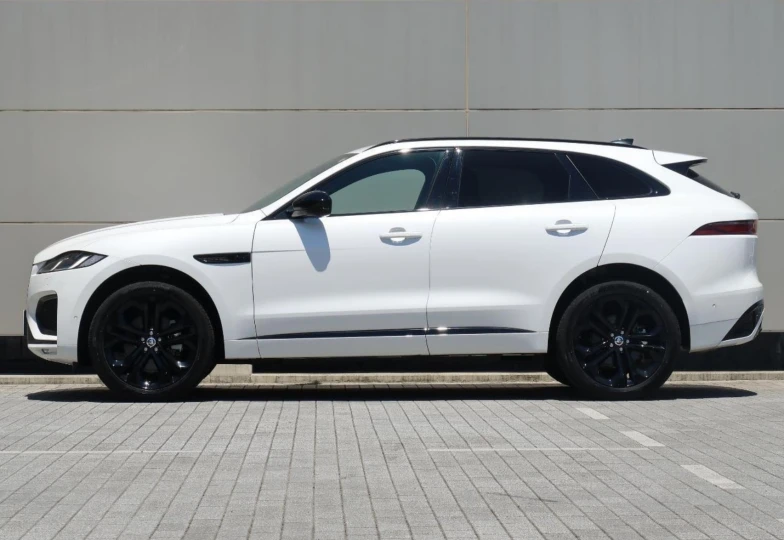 Jaguar F-Pace Белый