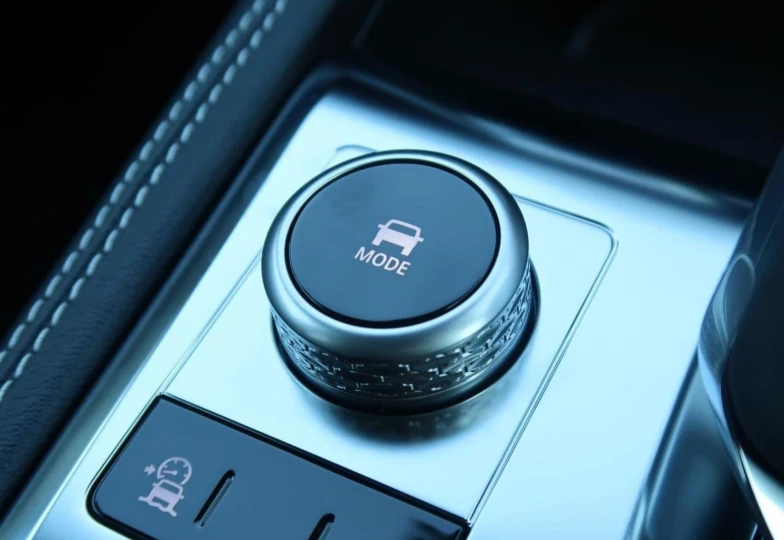 Jaguar F-Pace Белый