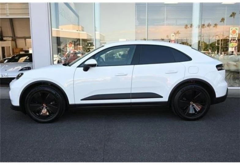 Porsche Macan Белый