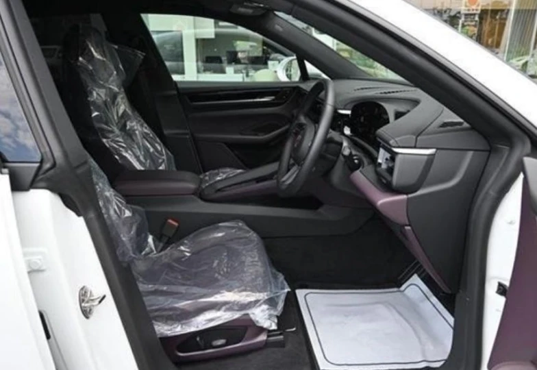 Porsche Macan Белый