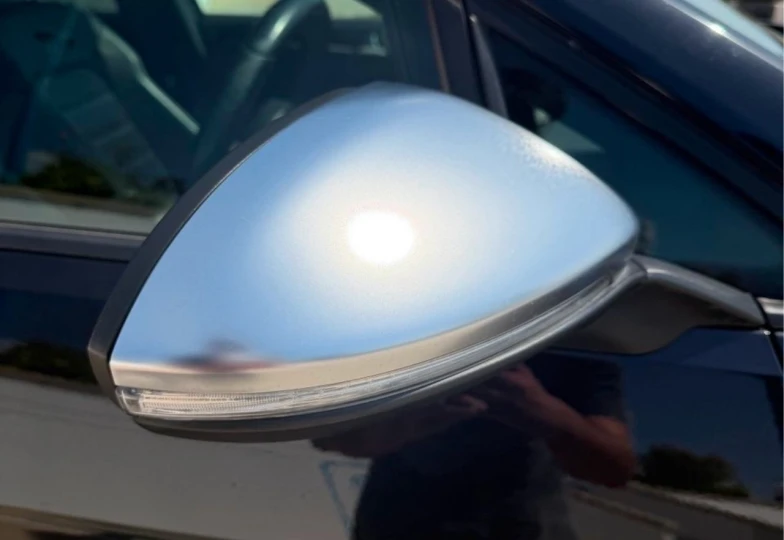 Volkswagen Golf Black