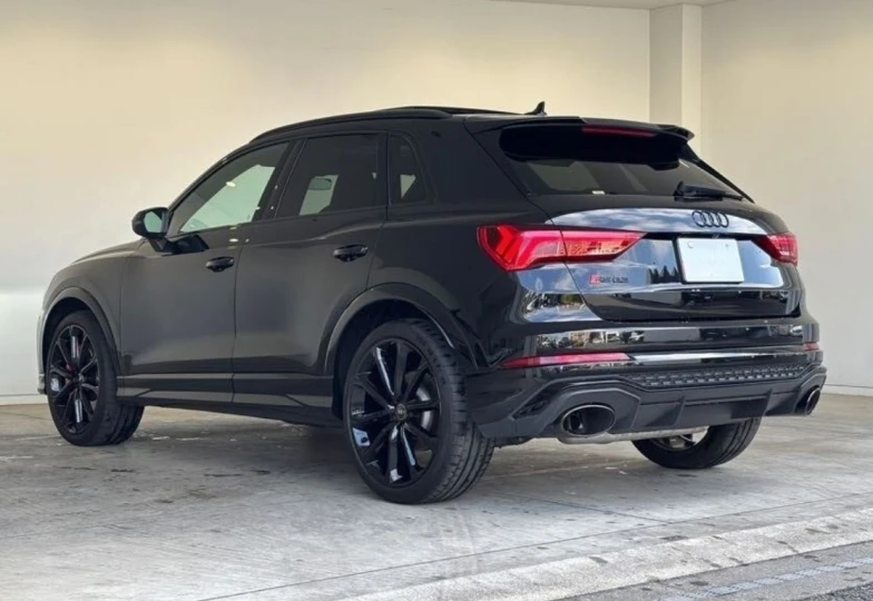Audi RS Q3 Черный