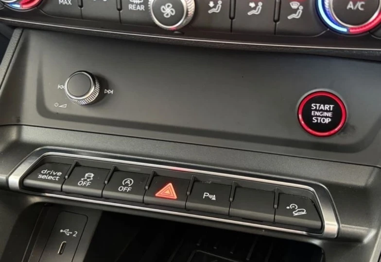 Audi RS Q3 Черный