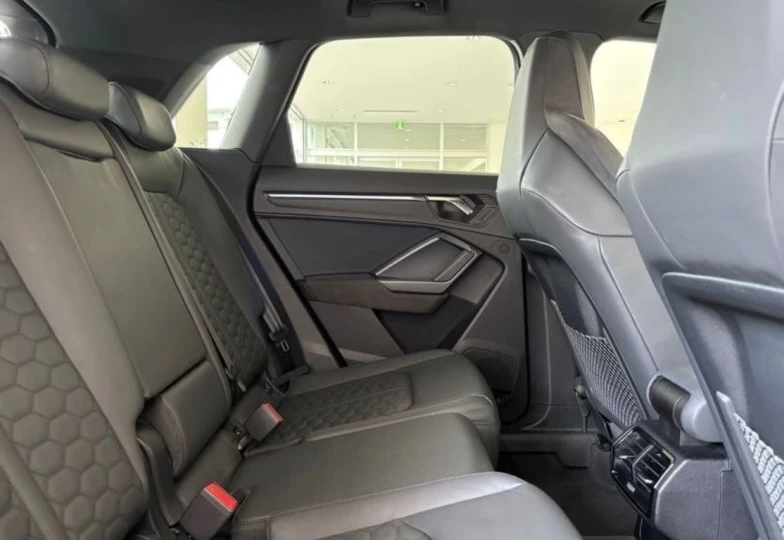 Audi RS Q3 Черный