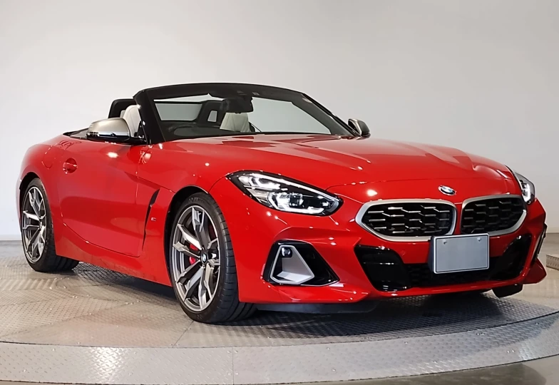 BMW Z4 Красный