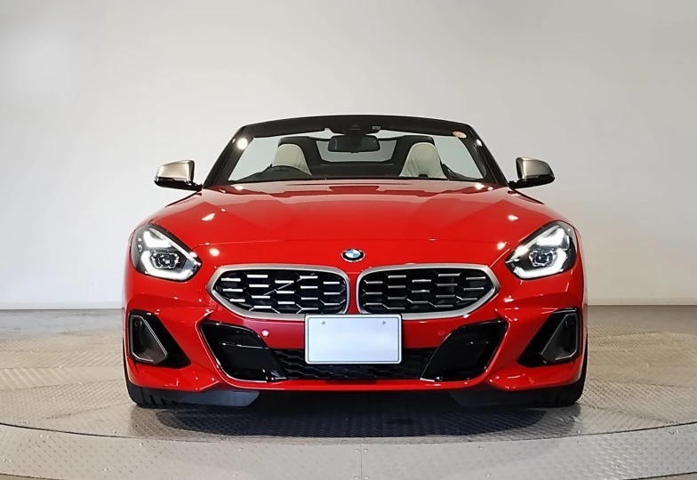 BMW Z4 Красный