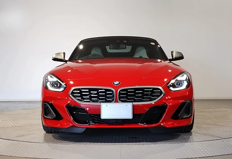 BMW Z4 Красный