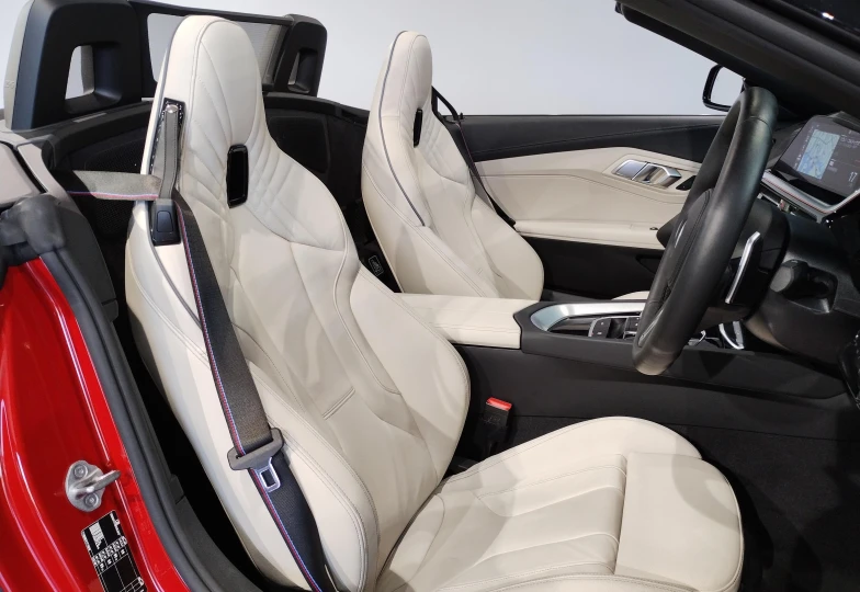 BMW Z4 Красный