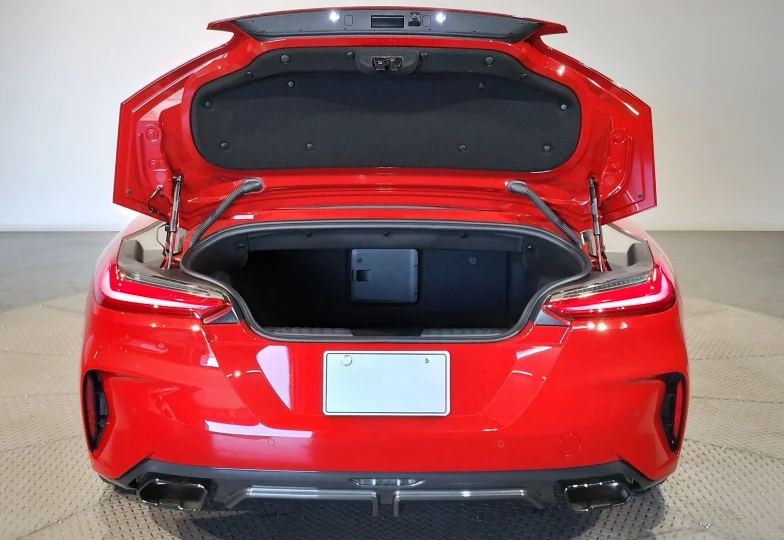 BMW Z4 Красный