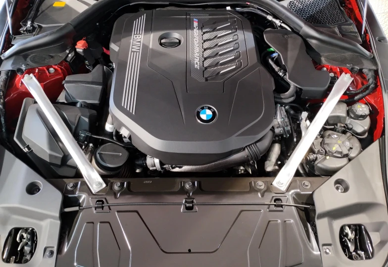 BMW Z4 Красный