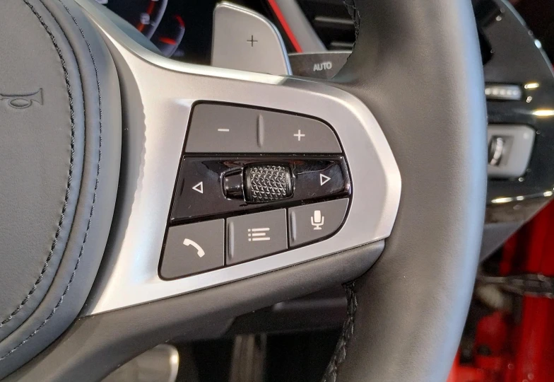 BMW Z4 Красный