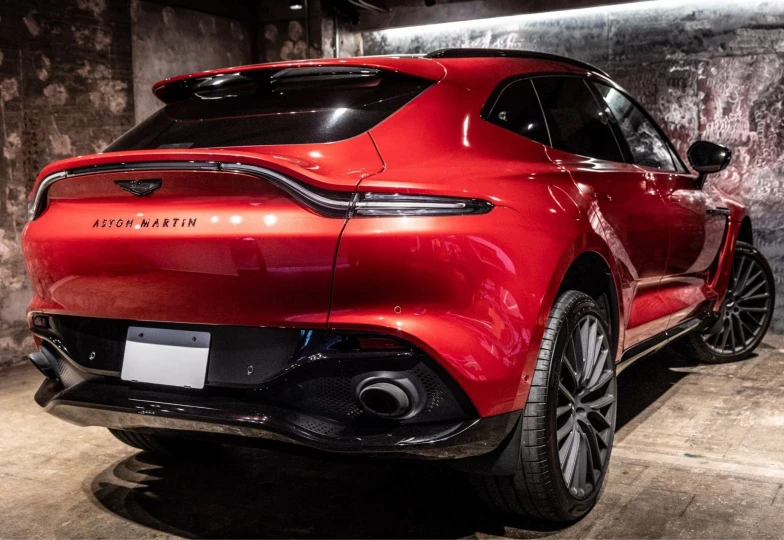 Aston Martin DBX Red