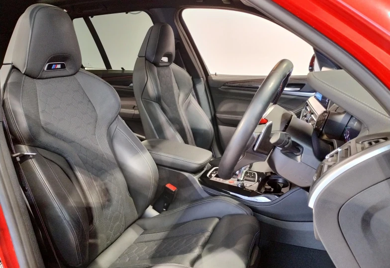 BMW X3 Красный