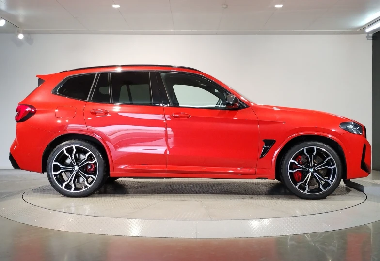 BMW X3 Красный