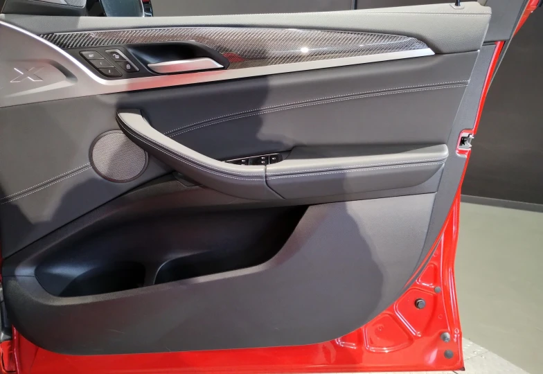 BMW X3 Красный