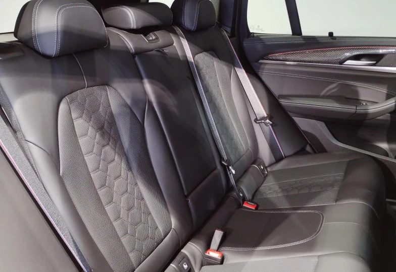 BMW X3 Красный