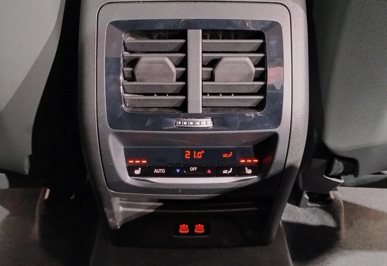 BMW X3 Красный