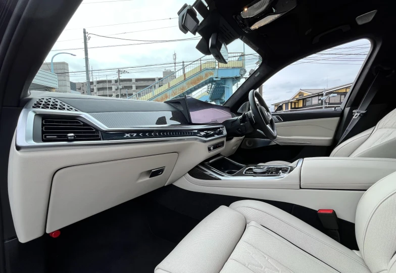 BMW X7 Черный