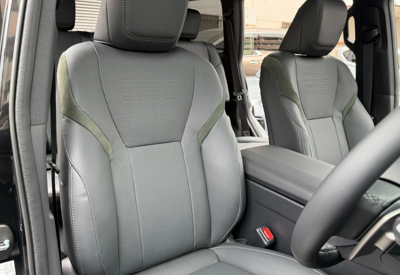 Lexus GX Черный