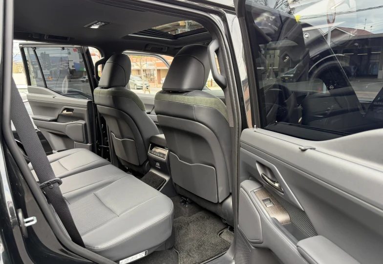 Lexus GX Черный