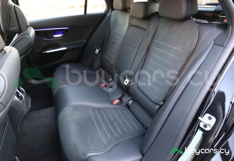 Mercedes C-class Черный