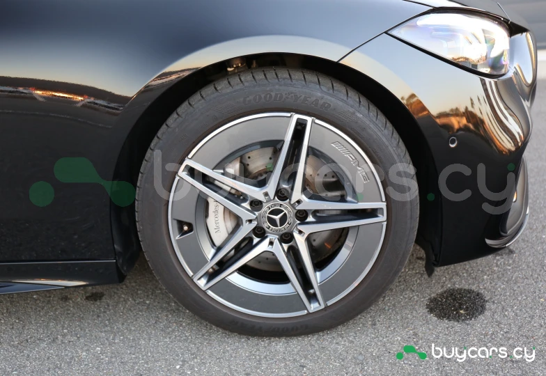 Mercedes C-class Черный