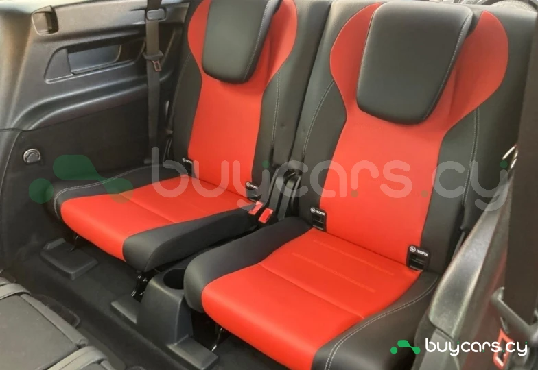 Mercedes GLB-class Серый