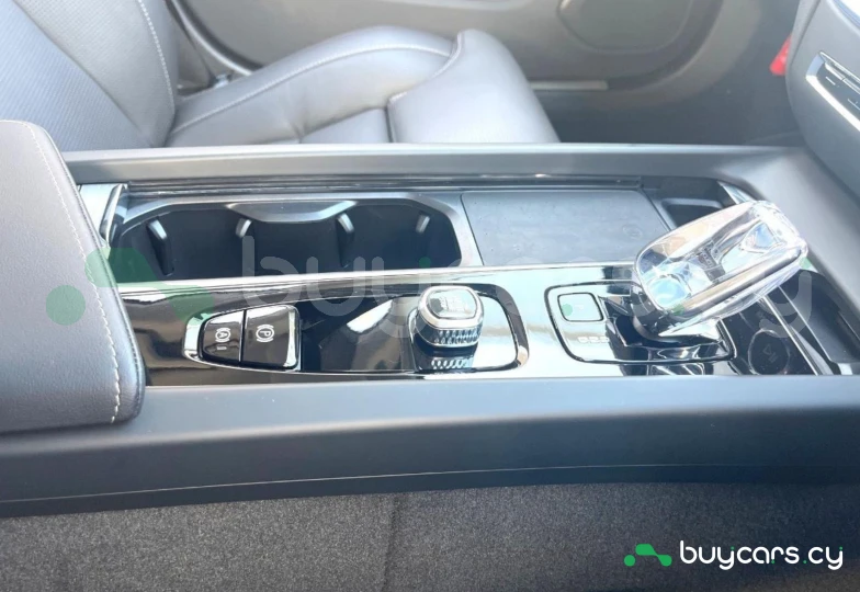 Volvo V60 Серый