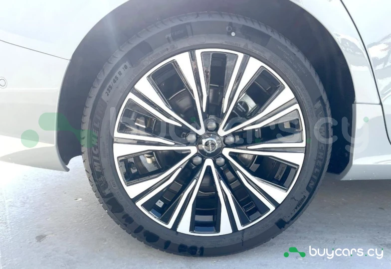 Volvo V60 Серый