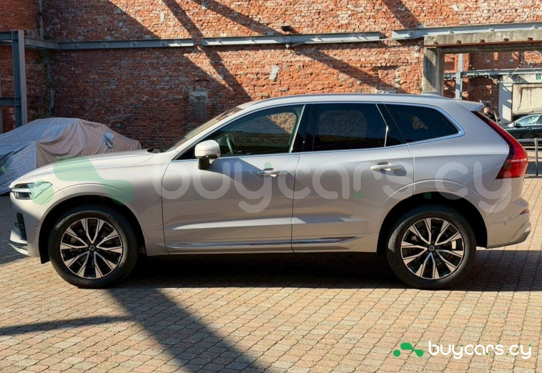 Volvo XC60 Серый