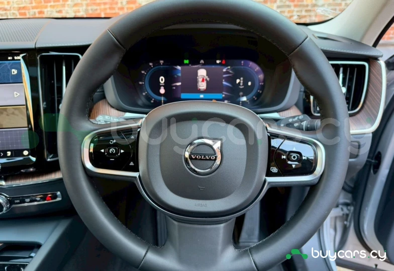 Volvo XC60 Серый