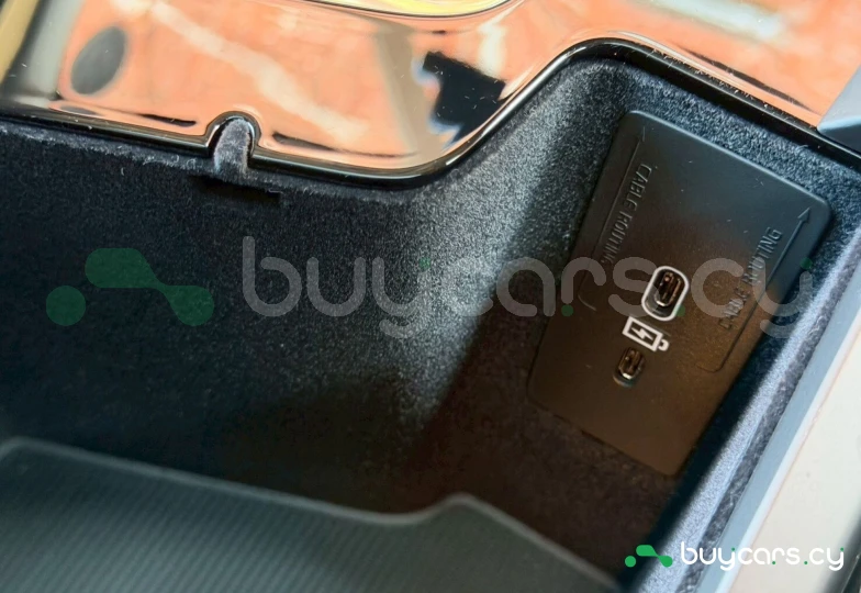 Volvo XC60 Серый