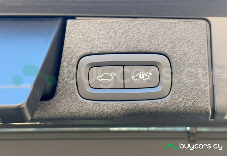 Volvo XC60 Серый